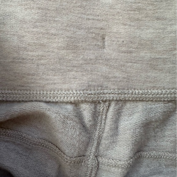Lululemon Warm Down Jogger Soft Touch in Heathered Cashew Size 4 - Picture 6 of 8